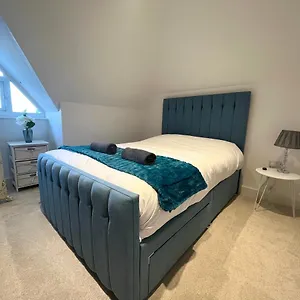 Apartment 12 Windsor Court,, Ferndown